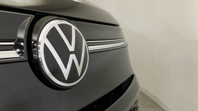 Volkswagen Multivan 2.0 TDI Life 5dr DSG Diesel Estate - Image 38